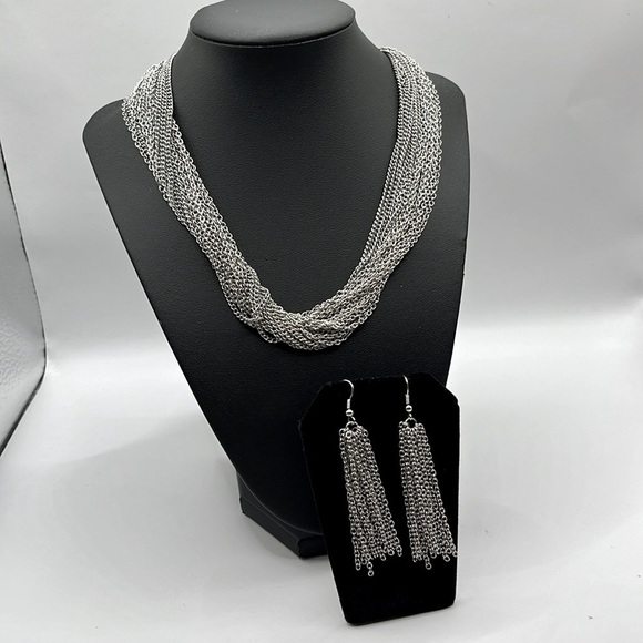 Layered Chain Link Necklace and Earrings Set 24 Multiple Layers of Chains - Picture 2 of 11
